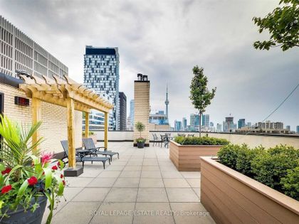 Photo 13 at Ph3 - 280 Simcoe Street, Chinatown, Toronto