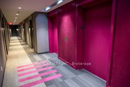 Photo 14 at 404 - 435 Richmond Street W, Waterfront Communities C1, Toronto