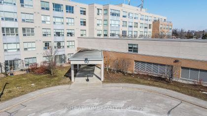 Photo 1 at 417 - 90 Dean Avenue, Painswick South, Barrie