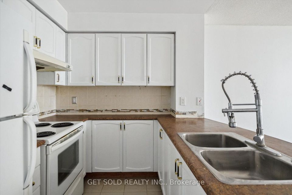 Photo 10 at 2903 - 50 Brian Harrison Way, Bendale, Toronto