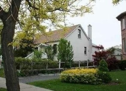 Photo 1 at 12 centre Avenue, Newtonbrook East, Toronto