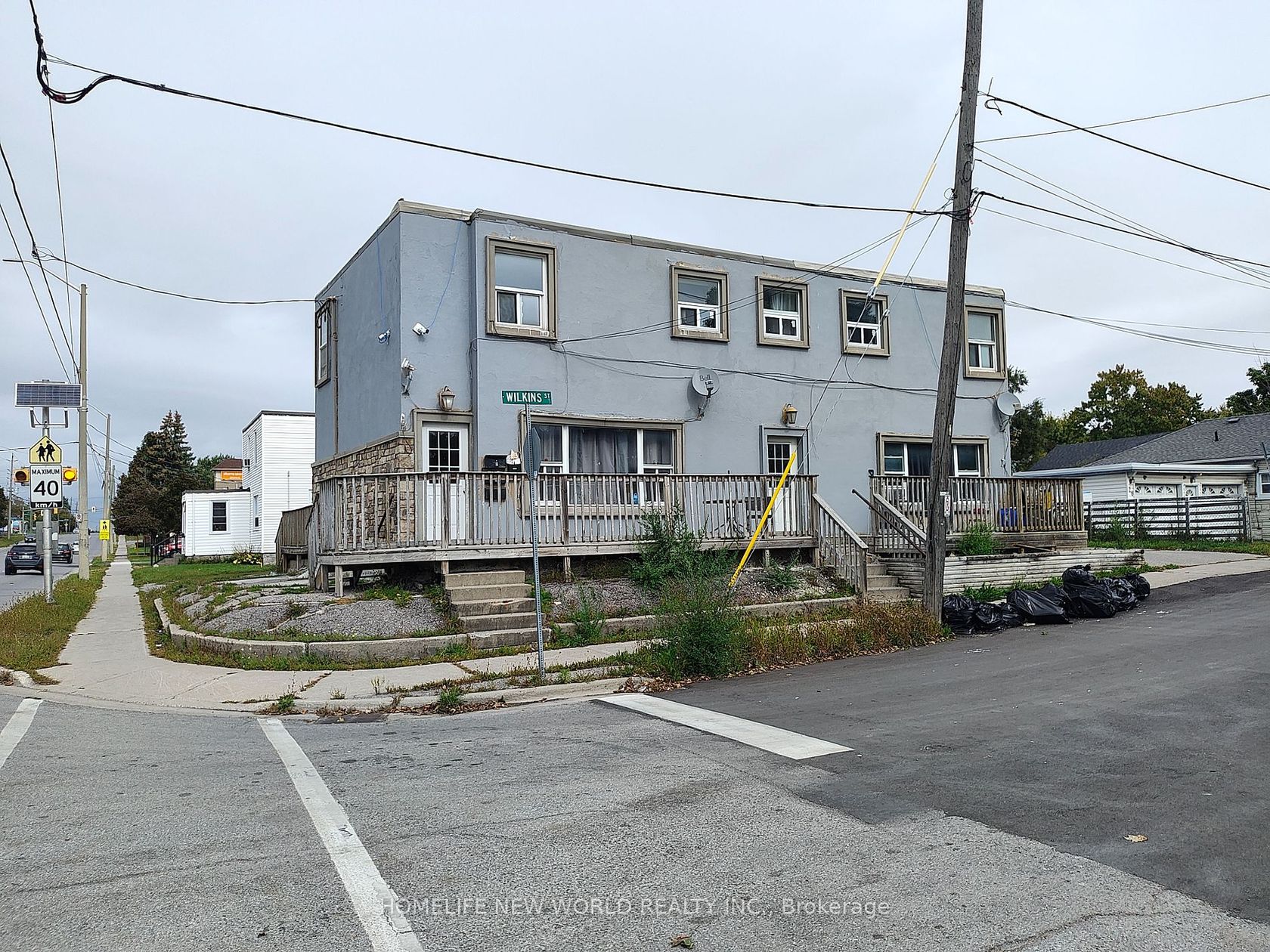 30 WILKINS St 