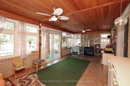 Photo 14 at 6 Wildhaven Crescent, Maple, Vaughan