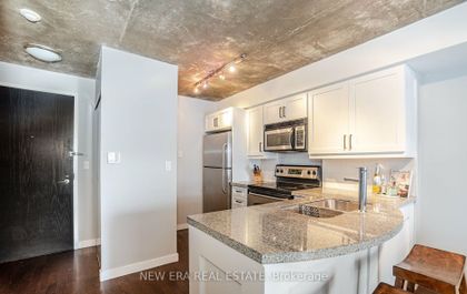 Photo 6 at 610 - 1005 King Street, Niagara, Toronto