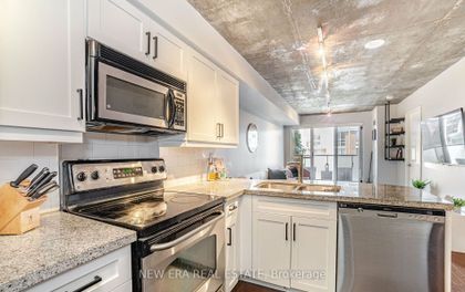 Photo 8 at 610 - 1005 King Street, Niagara, Toronto