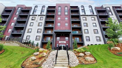 Photo 2 at 512 - 4 Spice Way, Rural Barrie Southeast, Barrie