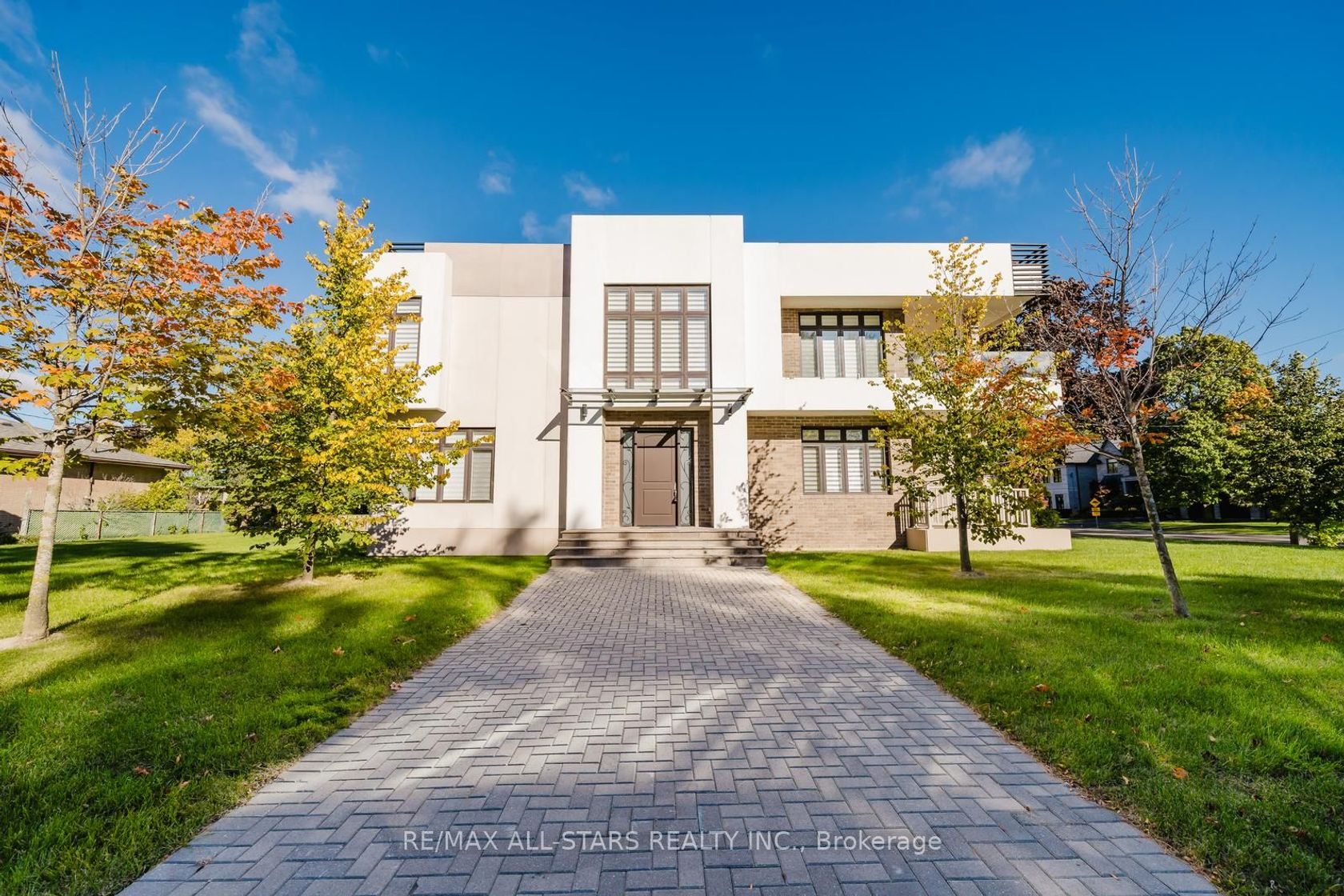 26 Lancer Drive, Maple, Vaughan 