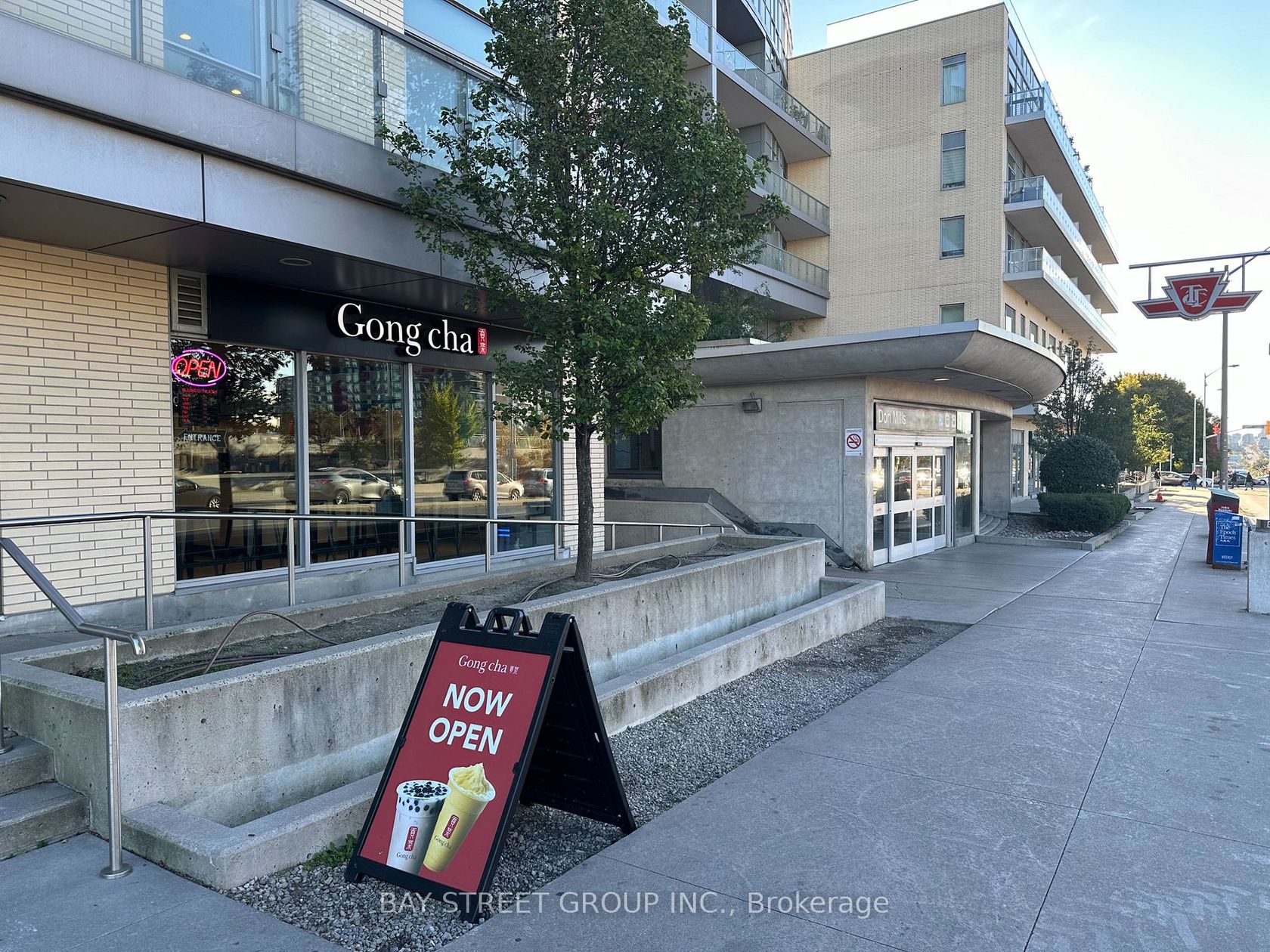 5A - 70 Forest Manor Road, Henry Farm, Toronto photo 0