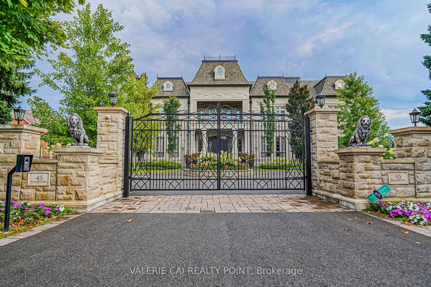 45 Kensington Dr, Rural Richmond Hill, Richmond Hill photo 1