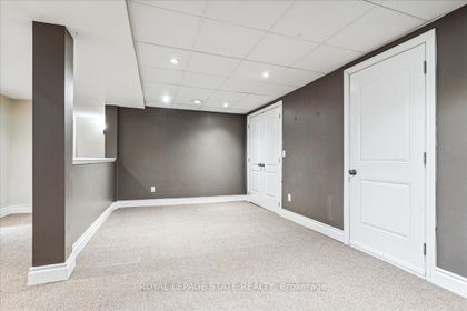 Photo 18 at 5117 Canborough Rd