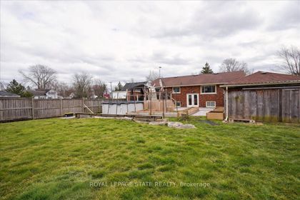 Photo 33 at 5117 Canborough Rd