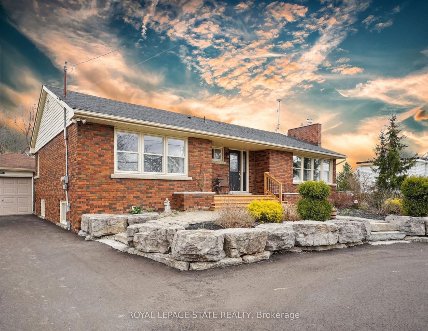 5117 Canborough Rd 
