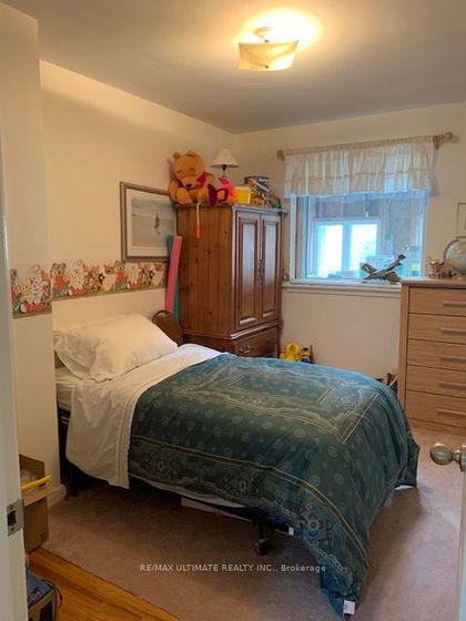 Photo 9 at 257 PATRICIA Ave, Newtonbrook West, Toronto