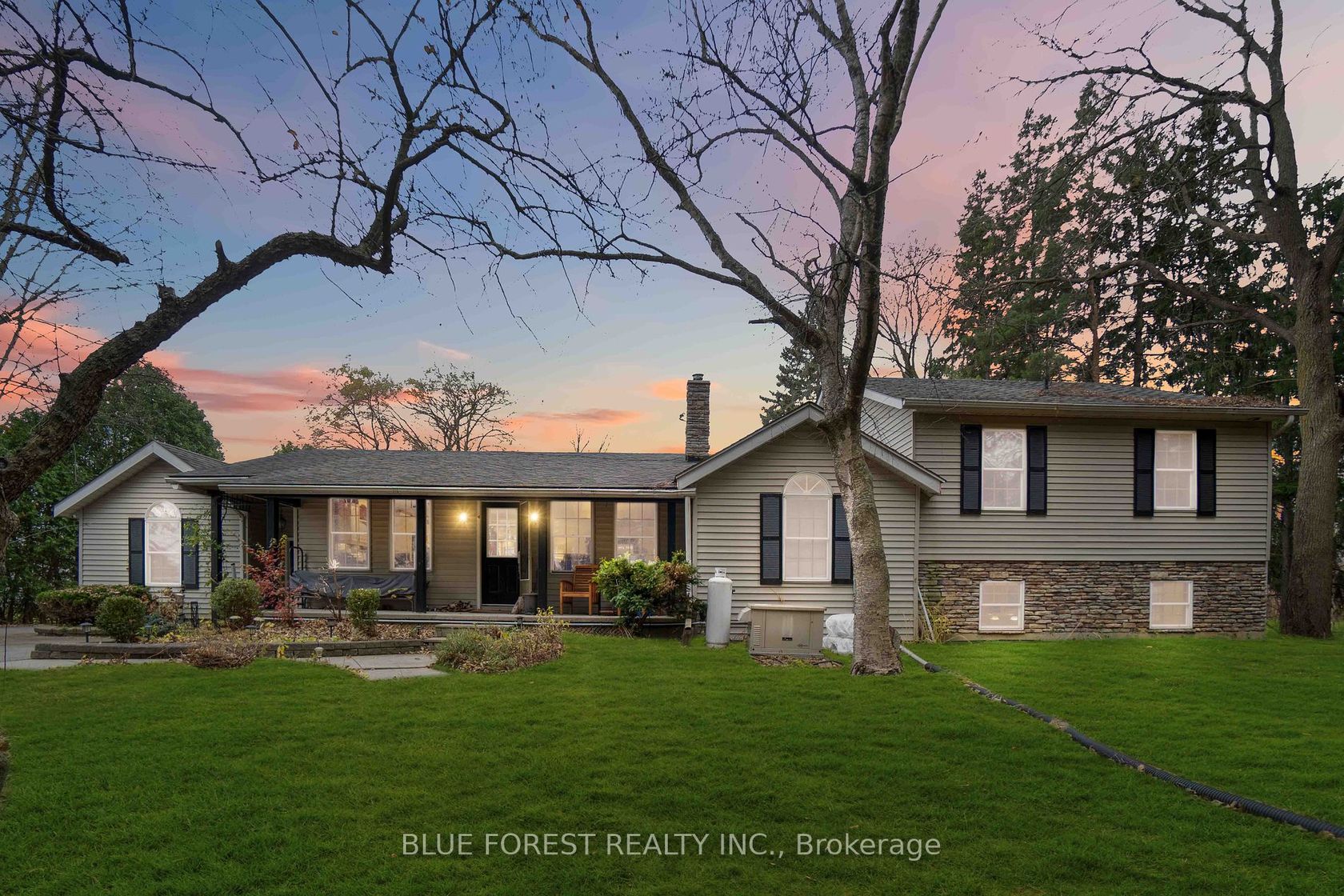 4396 Wellington Road 32 