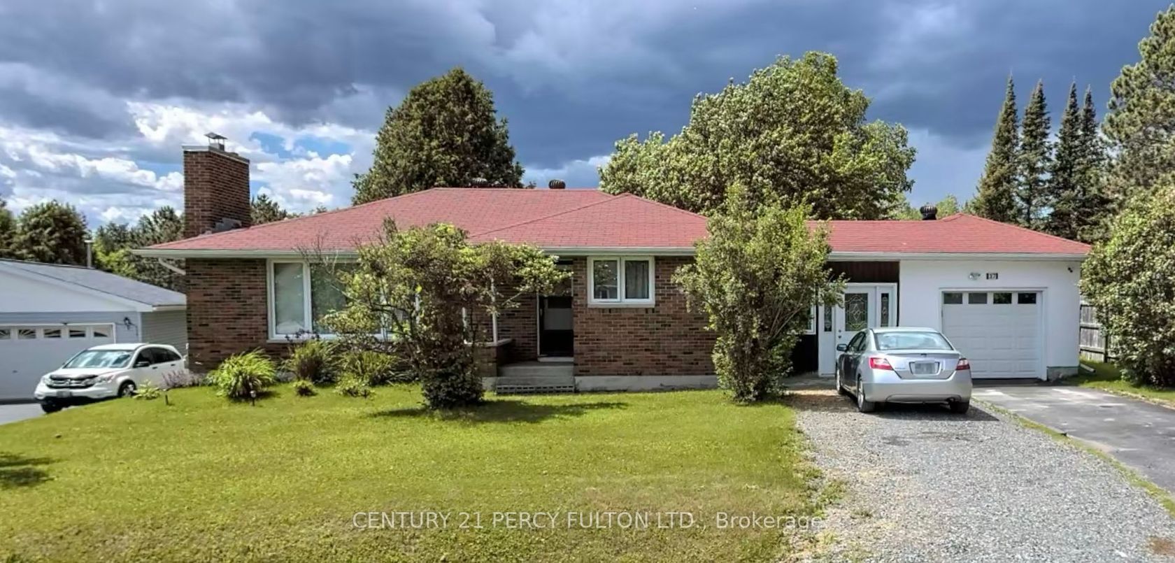 37 Birch Cres 
