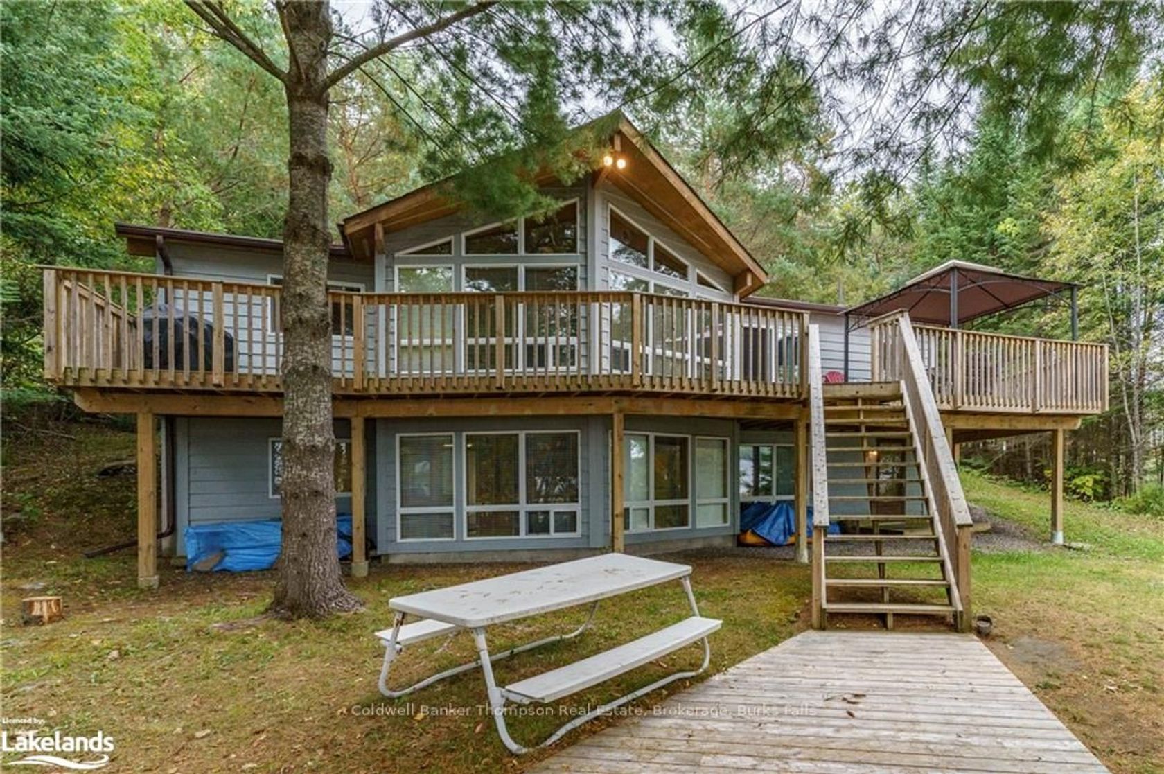 2266 PICKEREL & JACK LAKE Rd 