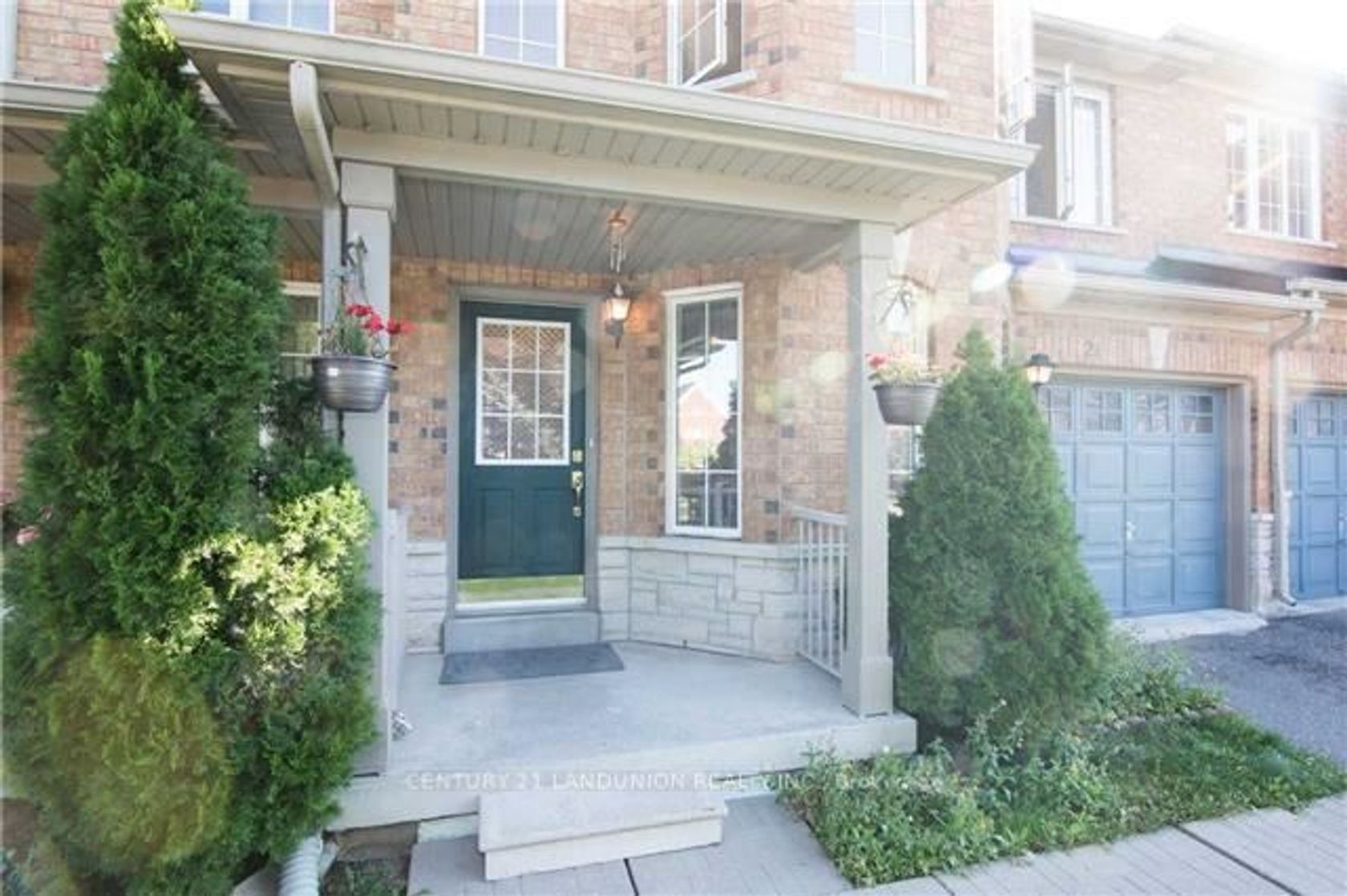 21 BASSETT Ave, Langstaff, Richmond Hill 
