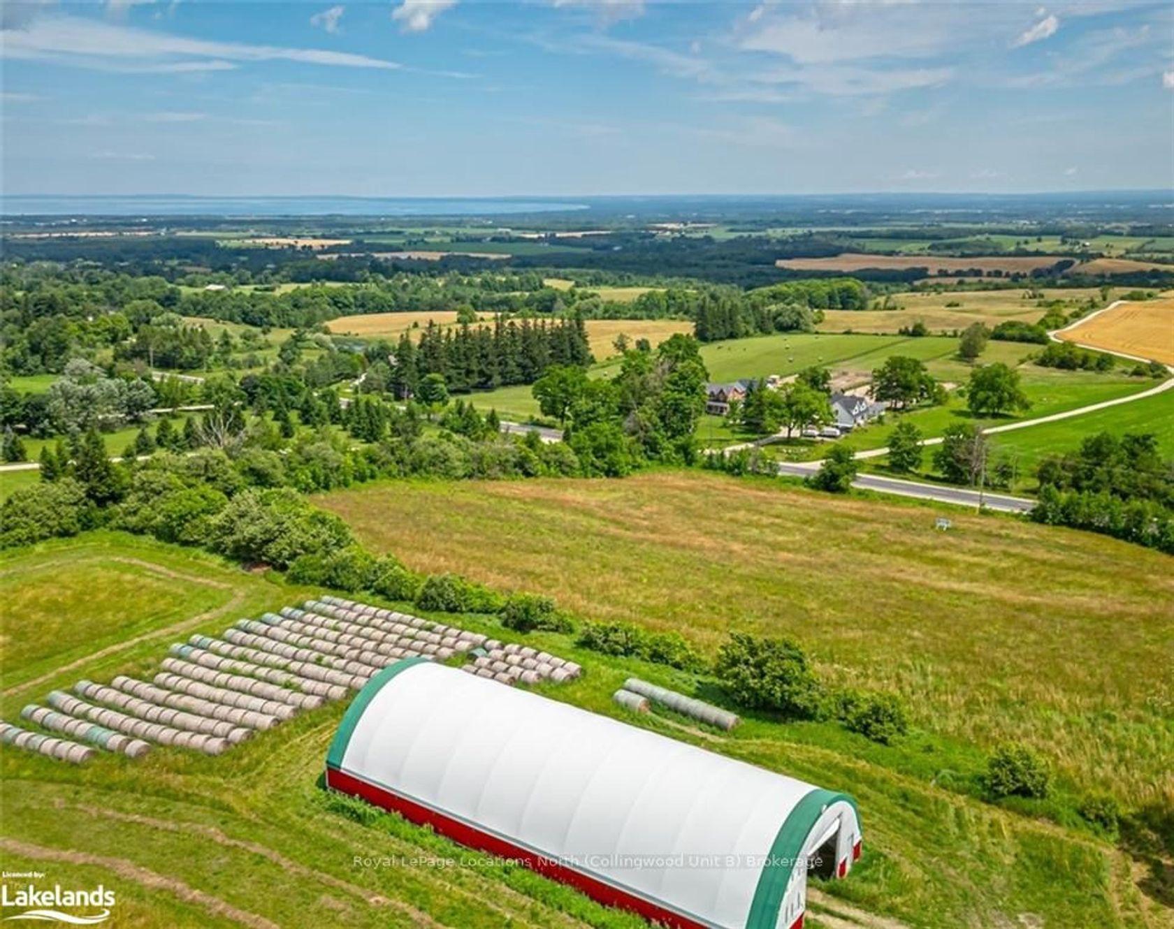 7958 21/22 NOTTAWASAGA Side Road, Rural Clearview, Clearview photo 1