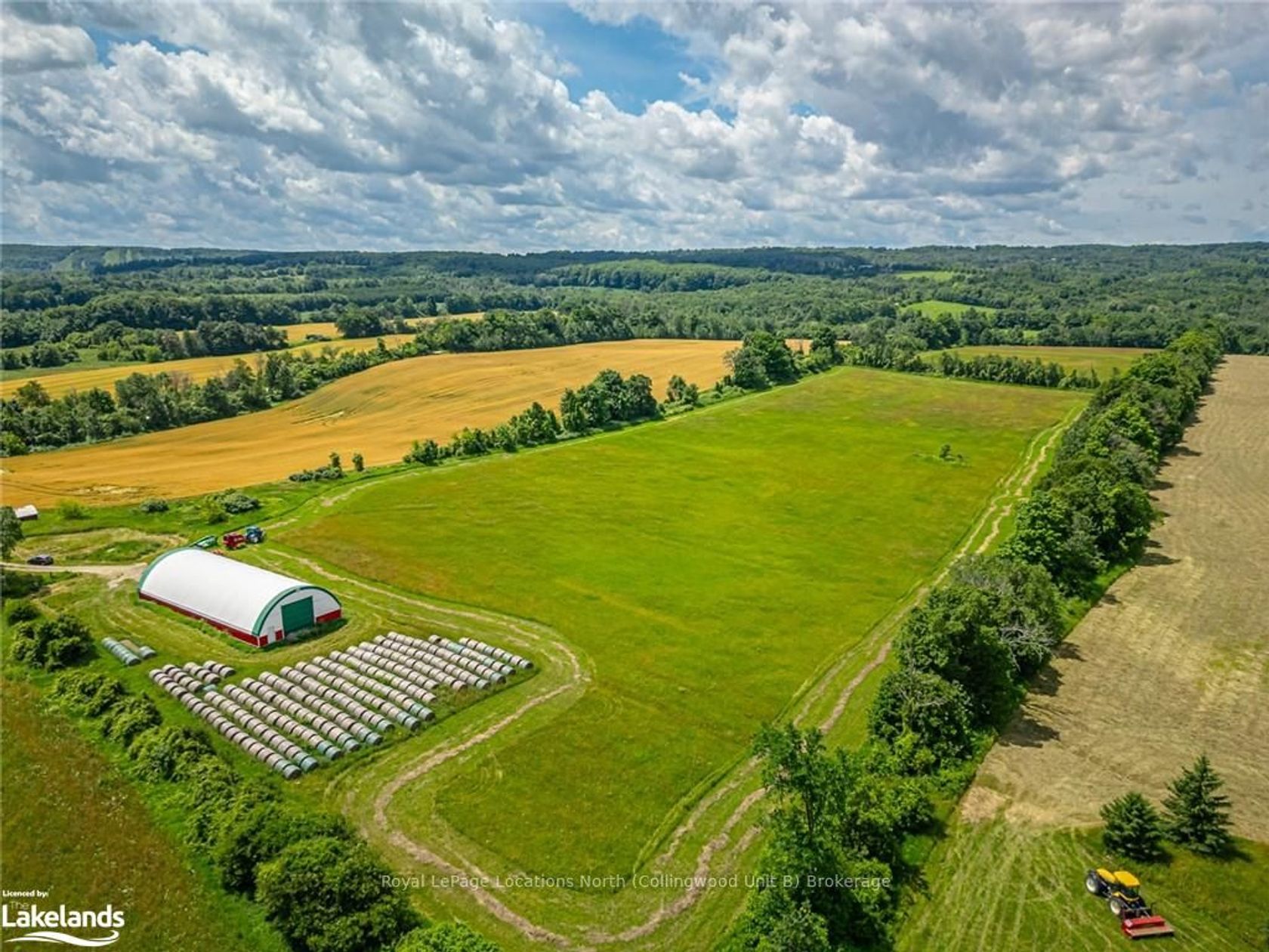 Photo 3 at 7958 21/22 NOTTAWASAGA Side Road, Rural Clearview, Clearview Photo 3 at 7958 21/22 NOTTAWASAGA Side Road, Rural Clearview, Clearview