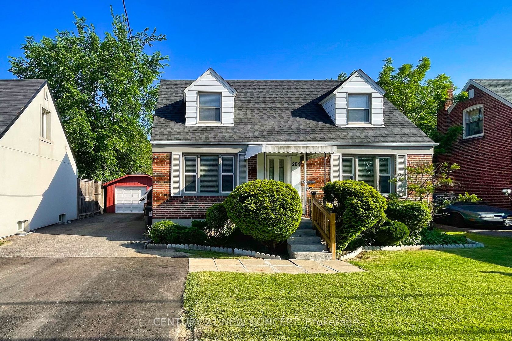 205 W Finch Ave, Willowdale West, Toronto by Loree Meneguzzi Real Estate 205 W Finch Ave, Willowdale West, Toronto