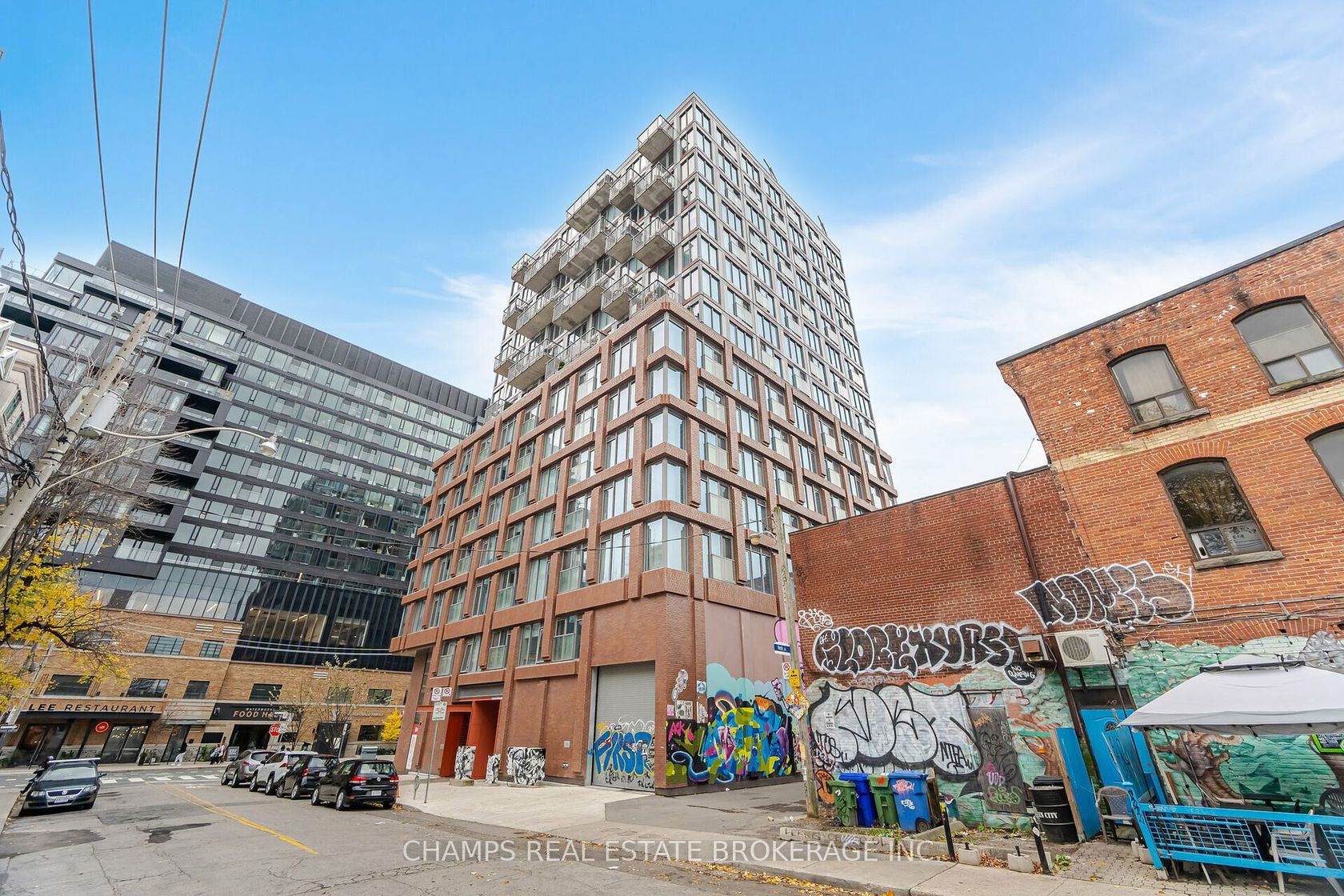 2 Augusta Ave, Waterfront Communities C1, Toronto by Loree Meneguzzi Real Estate 2 Augusta Ave, Waterfront Communities C1, Toronto