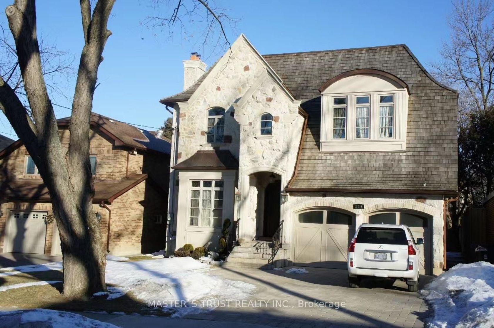 216 Parkview Avenue, Willowdale East, Toronto 
