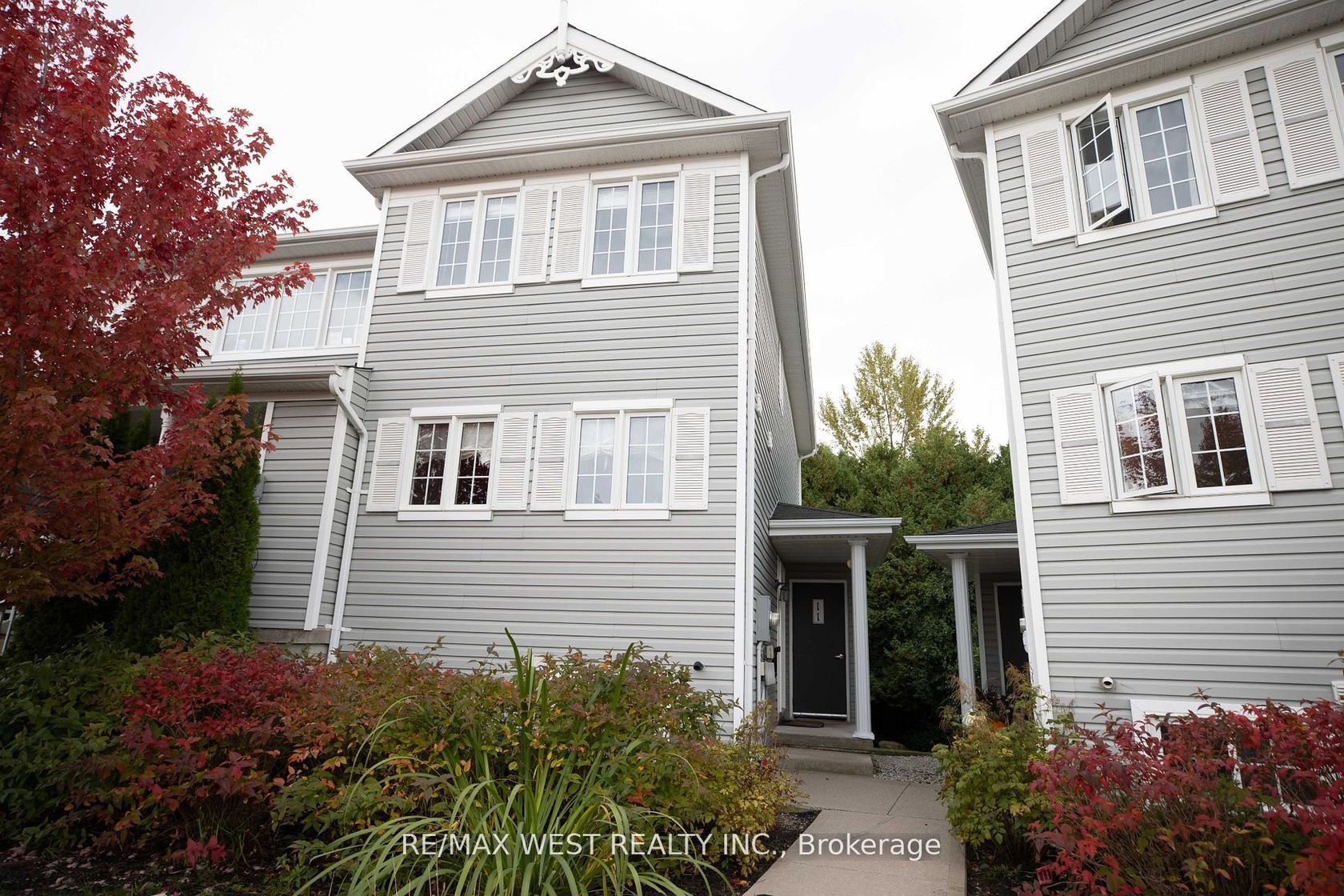 11 - 11 Royalton Lane, Collingwood 