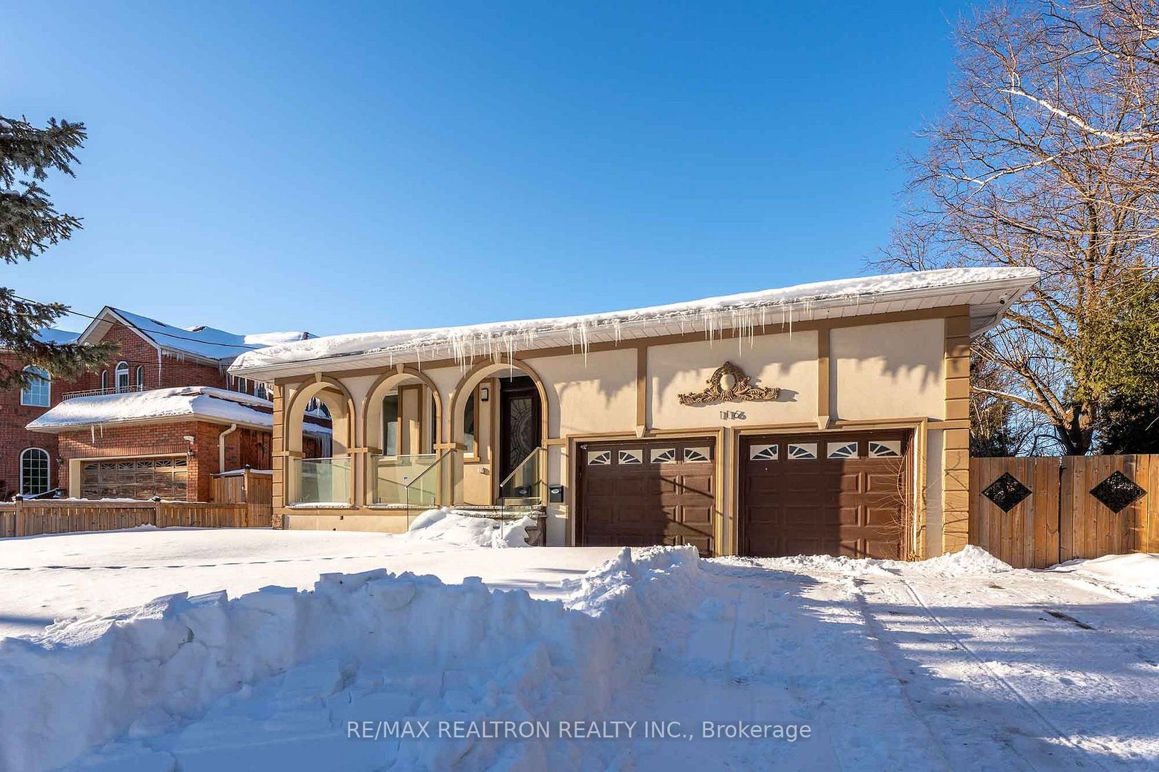 116 Weldrick Road W, North Richvale, Richmond Hill photo 2