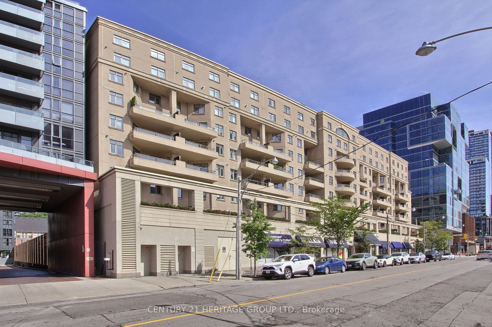 PH6 - 550 W Front St, Waterfront Communities C1, Toronto by Loree Meneguzzi Real Estate PH6 - 550 W Front St, Waterfront Communities C1, Toronto