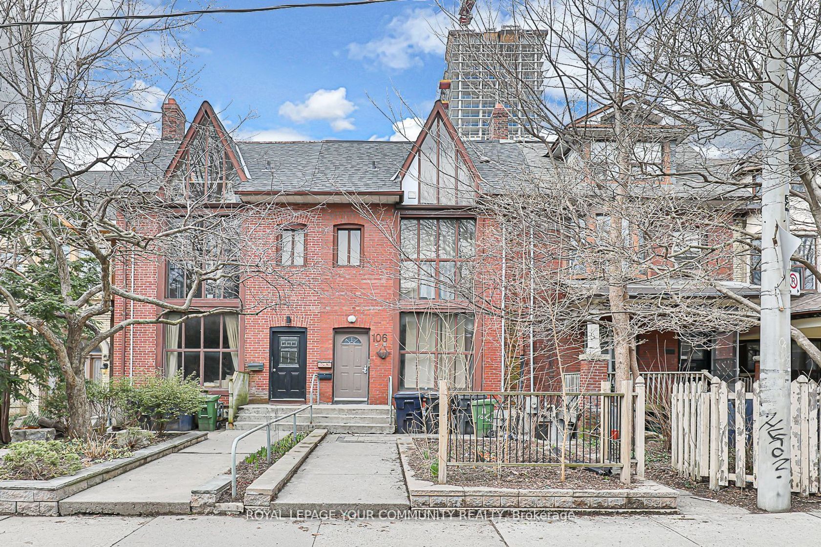 106A Pembroke St, Moss Park, Toronto by Loree Meneguzzi Real Estate 106A Pembroke St, Moss Park, Toronto