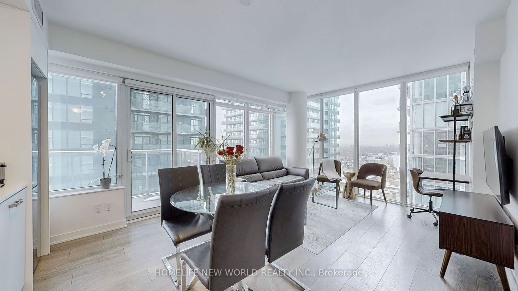 2404 - 99 Broadway Avenue, Mount Pleasant West, Toronto 