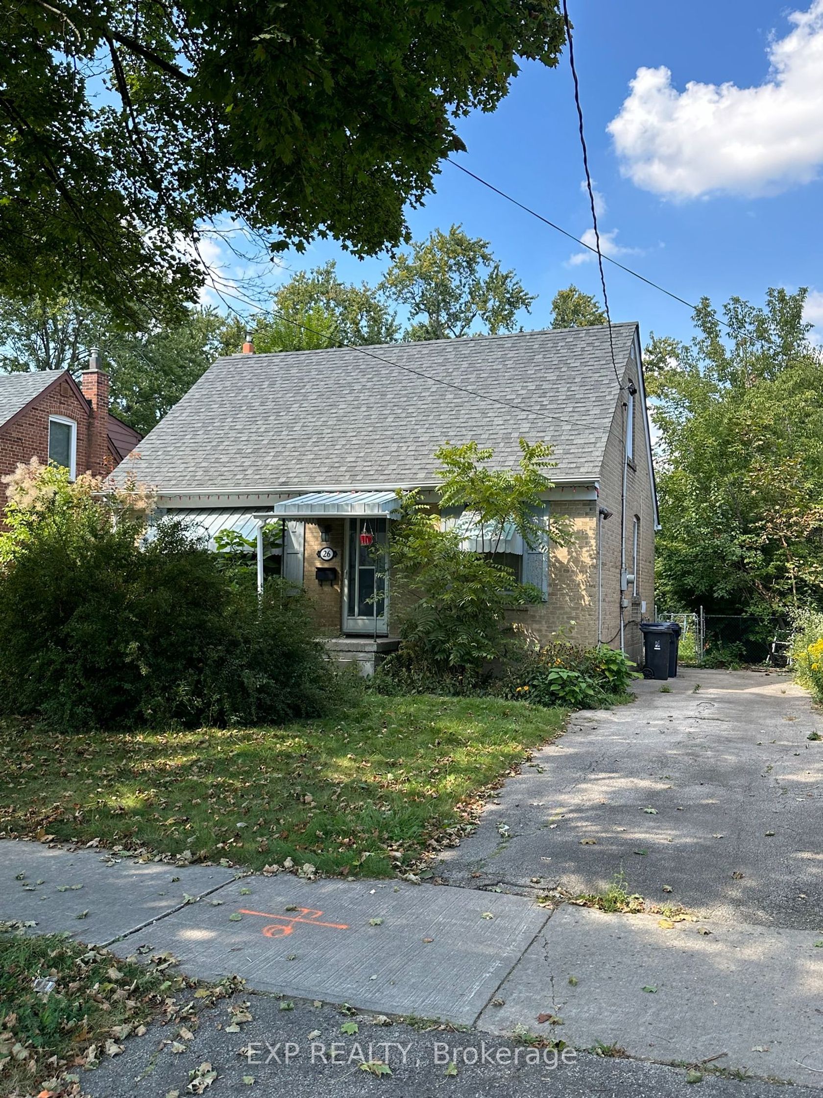 26 Pleasant Ave, Newtonbrook West, Toronto by Loree Meneguzzi Real Estate 26 Pleasant Ave, Newtonbrook West, Toronto