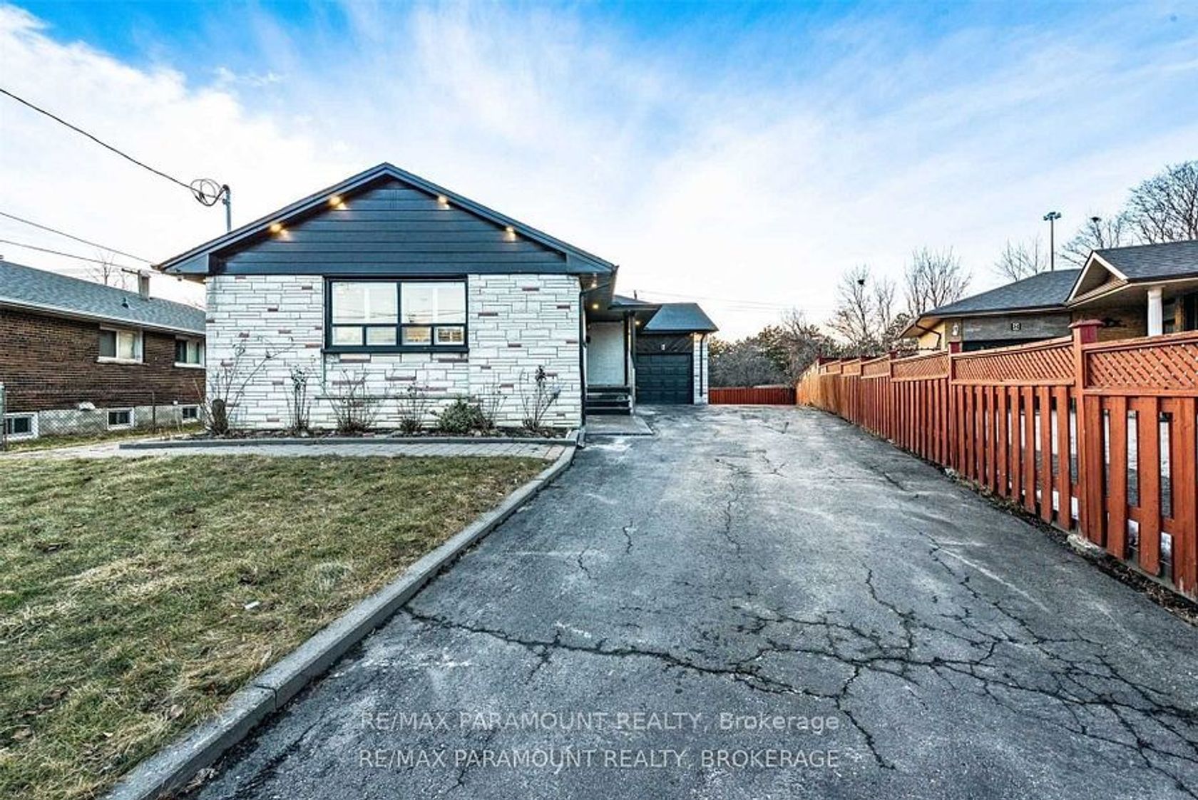 6 Arkley Crescent, Richview, Toronto by Loree Meneguzzi Real Estate 6 Arkley Crescent, Richview, Toronto
