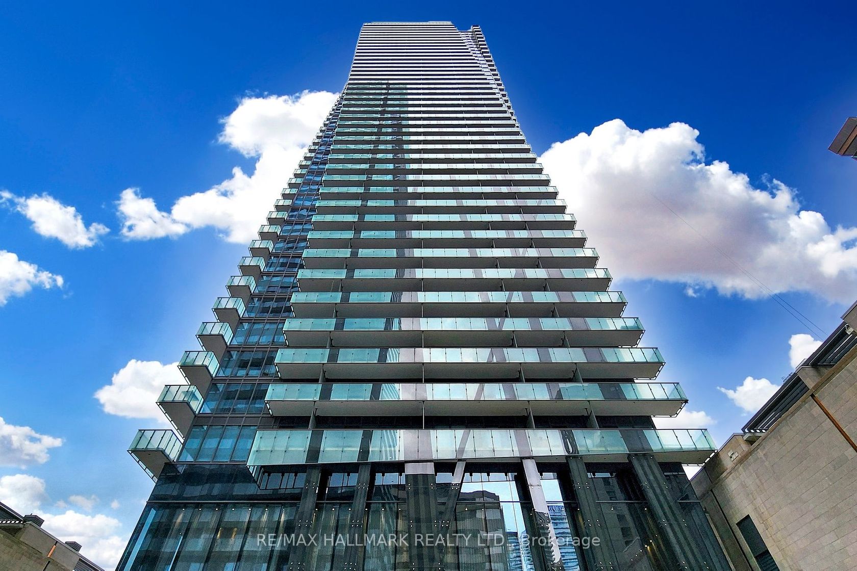 3607 - 65 St Mary St, Bay Street Corridor, Toronto by Loree Meneguzzi Real Estate 3607 - 65 St Mary St, Bay Street Corridor, Toronto