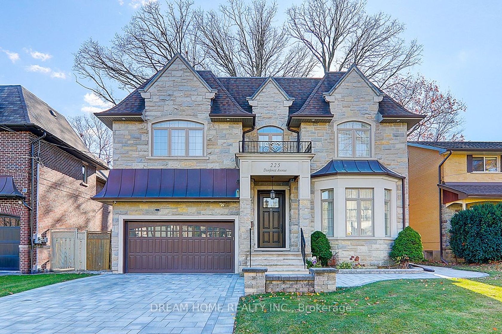 225 Dunforest Avenue, Willowdale East, Toronto 