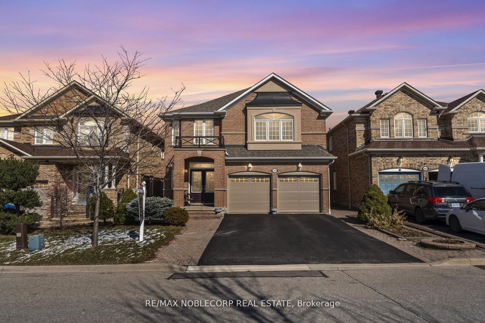 36 Venice Gate Drive, Vellore Village, Vaughan 
