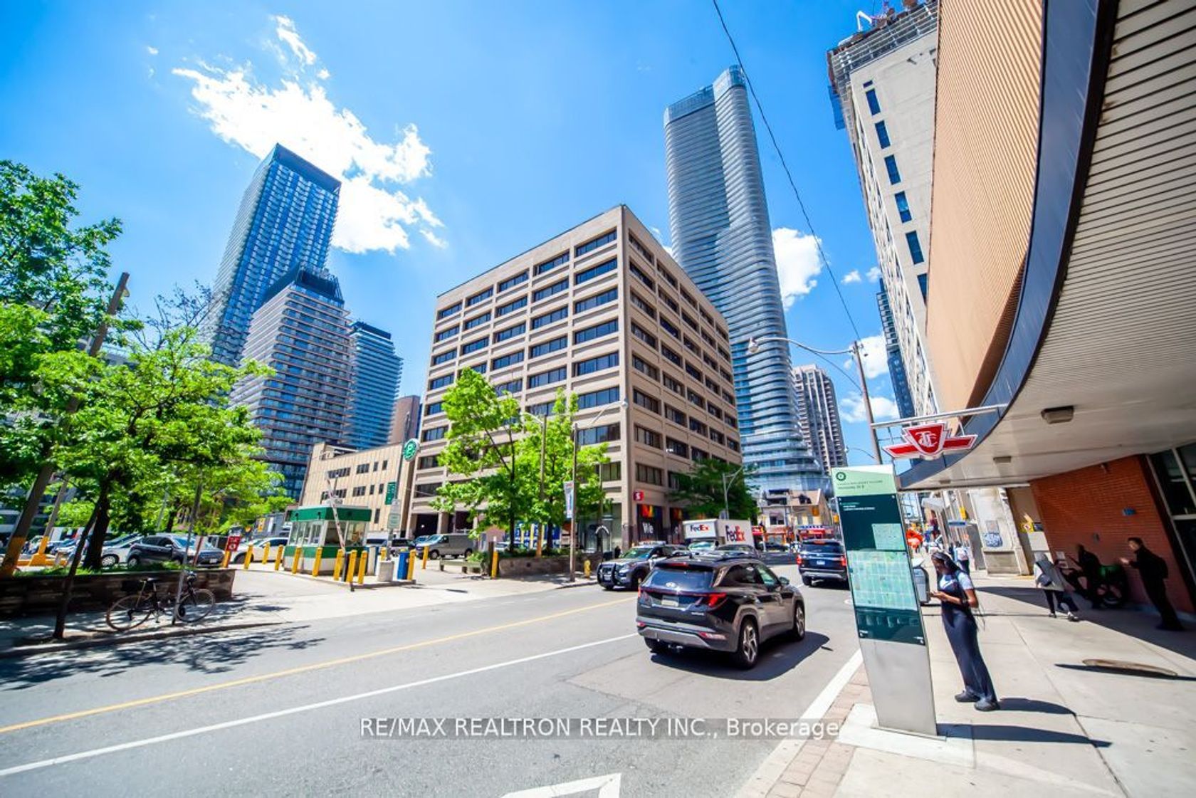 #309 - 555 Yonge Street, Yonge Corridor, Toronto 