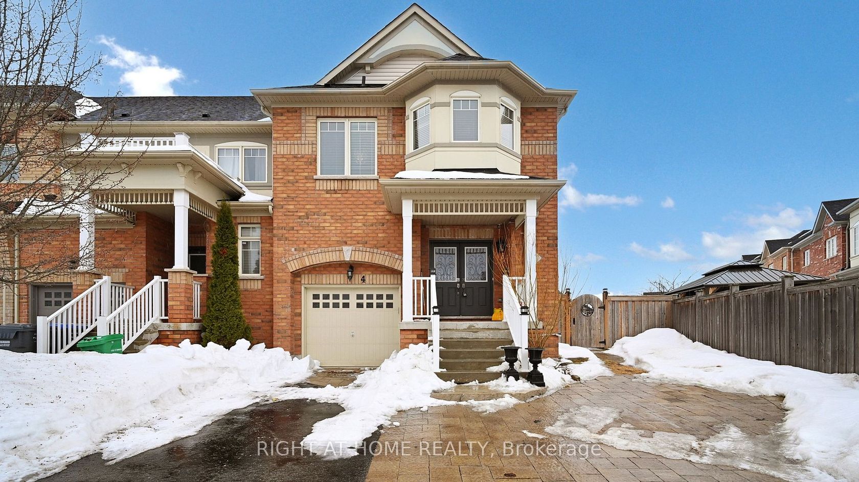 4 Mcelroy Court, Caledon East, Caledon 