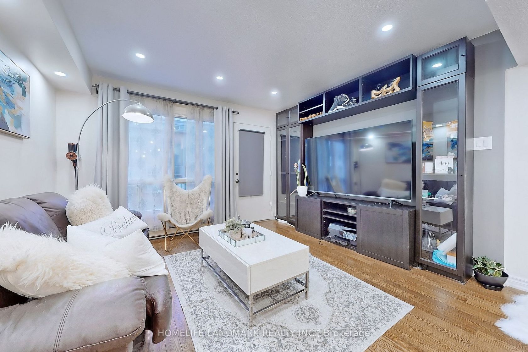 82 - 1209 E Queen St, South Riverdale, Toronto 