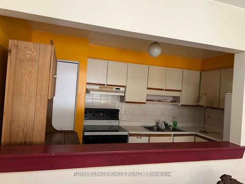 Photo 5 at 85 - 248 John Garland Boulevard, Clairville, Toronto
