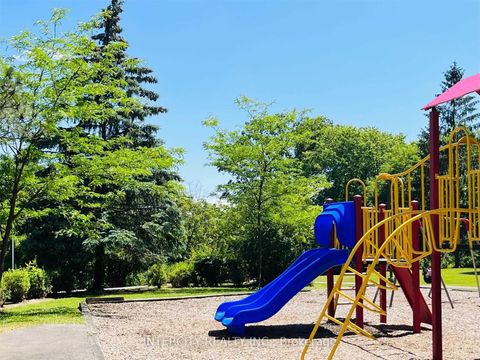 Photo 4 at 410 - 1 Rowntree Road, Jamestown, Toronto