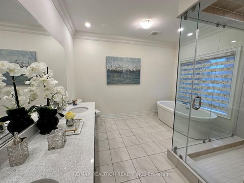 Photo 24 at 41 Perigo Court, Rural Richmond Hill, Richmond Hill