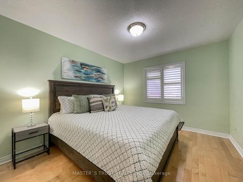 Photo 32 at 70 Brass Drive, Jefferson, Richmond Hill