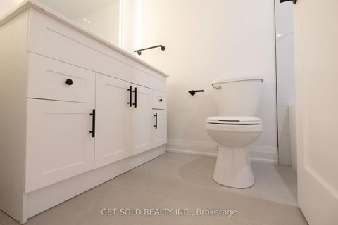 Photo 16 at 405 - 120 Dundalk Drive, Dorset Park, Toronto