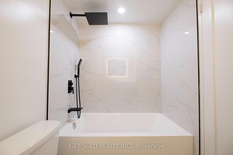Photo 18 at 405 - 120 Dundalk Drive, Dorset Park, Toronto