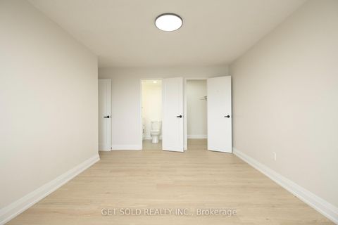 Photo 22 at 405 - 120 Dundalk Drive, Dorset Park, Toronto