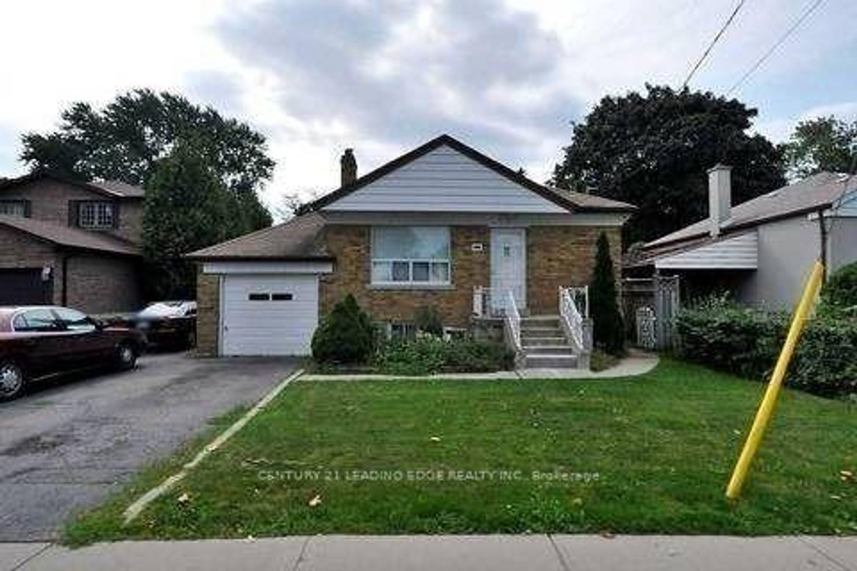 195 Cameron Avenue, Westgate, Toronto 