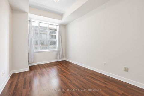 Photo 32 at 722 - 438 Richmond Street W, Waterfront Communities C1, Toronto
