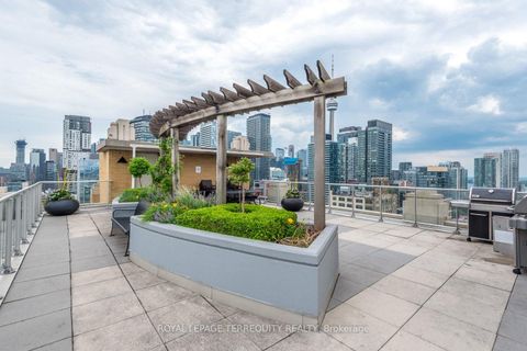 Photo 41 at 722 - 438 Richmond Street W, Waterfront Communities C1, Toronto