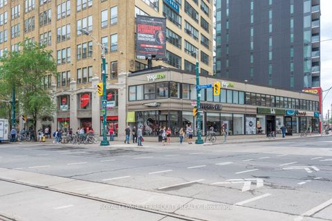 Photo 43 at 722 - 438 Richmond Street W, Waterfront Communities C1, Toronto